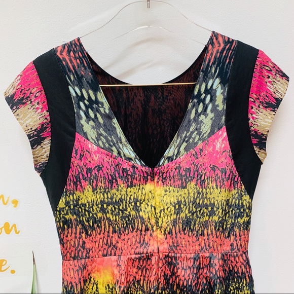 Charlie Jade Abstract Satin Faux Leater A-Line Multi-Color Short Sleeve … - Picture 6 of 8